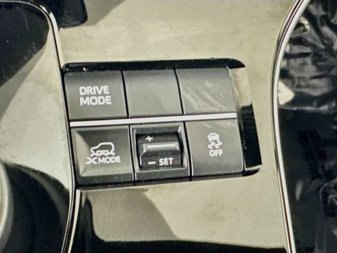 Used 2023 Subaru Solterra AWD image 16