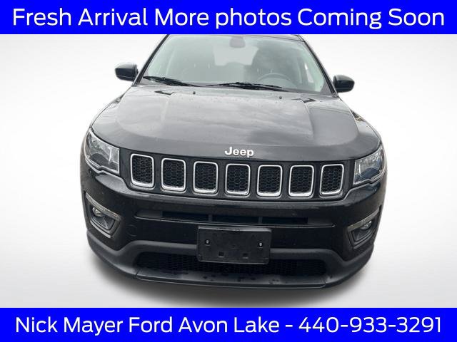 Used 2020 Jeep Compass Latitude w/ Cold Weather Group AWD/4WD image 9
