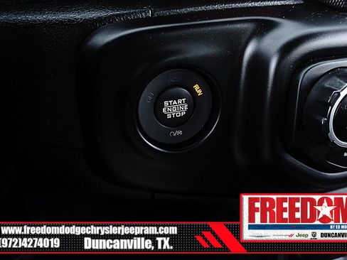 Used 2023 Jeep Gladiator Rubicon AWD/4WD image 34