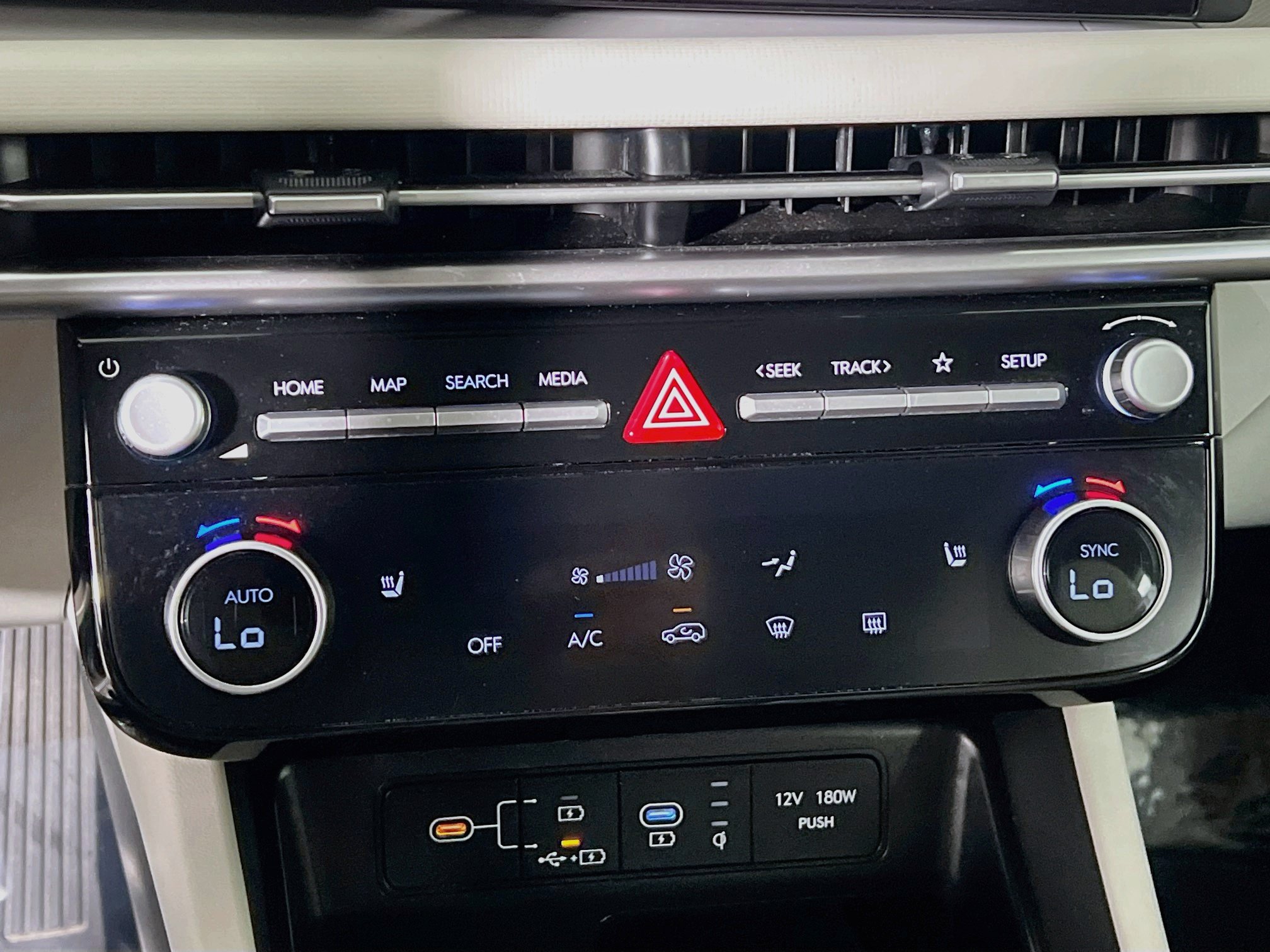 Used 2025 Hyundai Tucson SEL FWD image 26