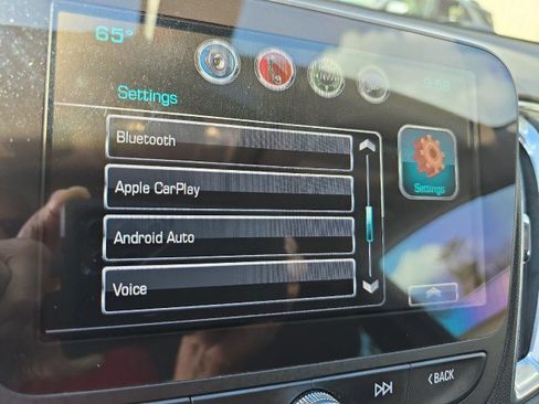 Used 2016 Chevrolet Malibu LT image 22