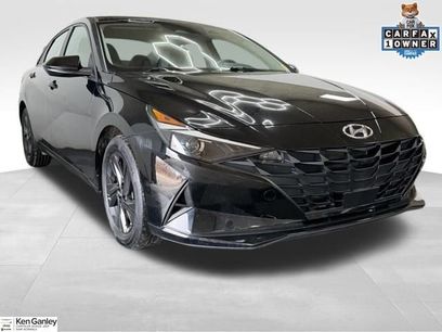 Used 2022 Hyundai Elantra SEL w/ Convenience Package