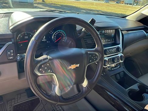 Used 2017 Chevrolet Tahoe LT w/ LT Signature Package image 24