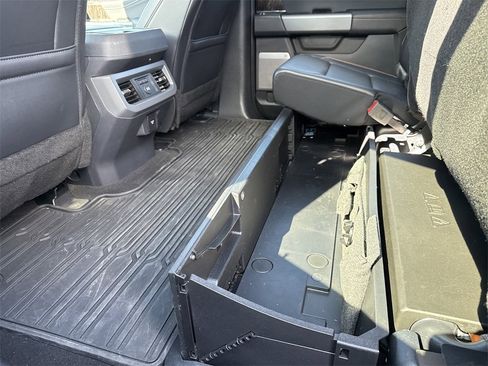 Used 2026 Ford F350 Lariat w/ Lariat Ultimate Package image 15