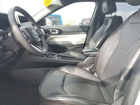 Used 2023 Jeep Compass Limited AWD/4WD image 16