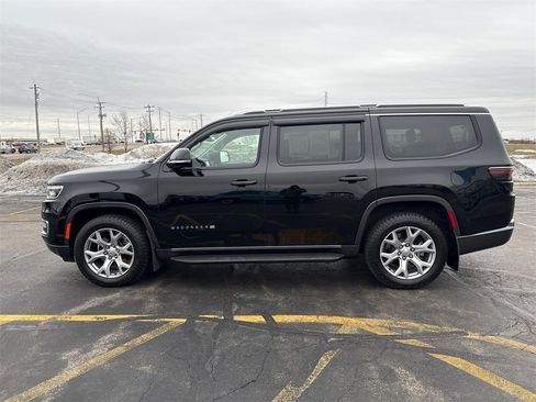 Used 2022 Jeep Wagoneer Series II image 8