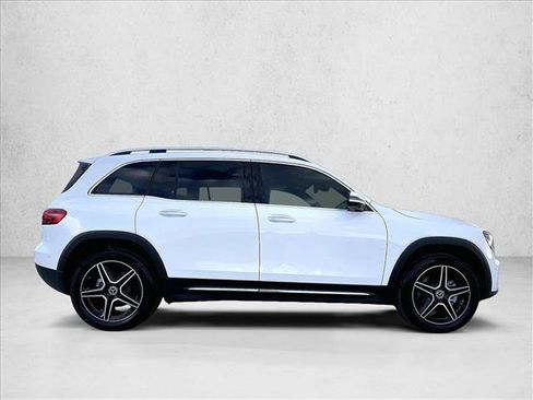 Used 2026 Mercedes-Benz GLB 250 image 5