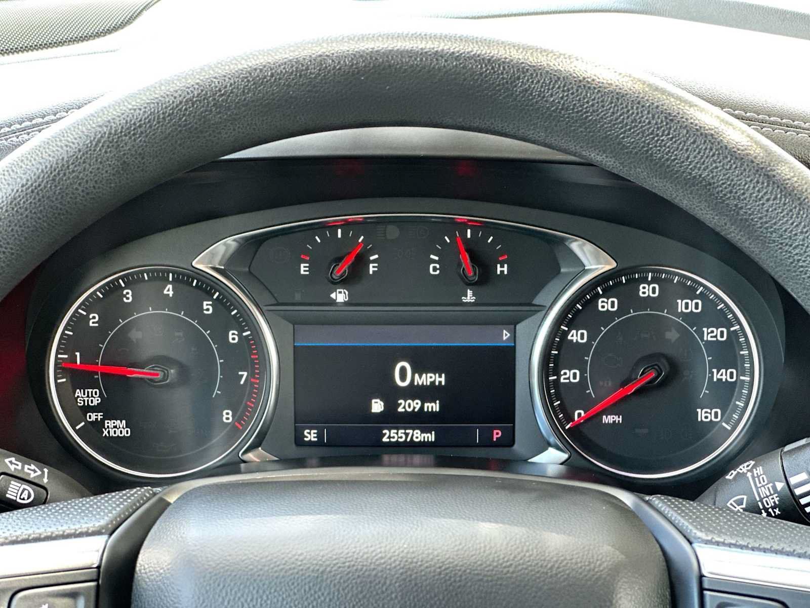 Used 2025 Chevrolet Blazer LT FWD image 19