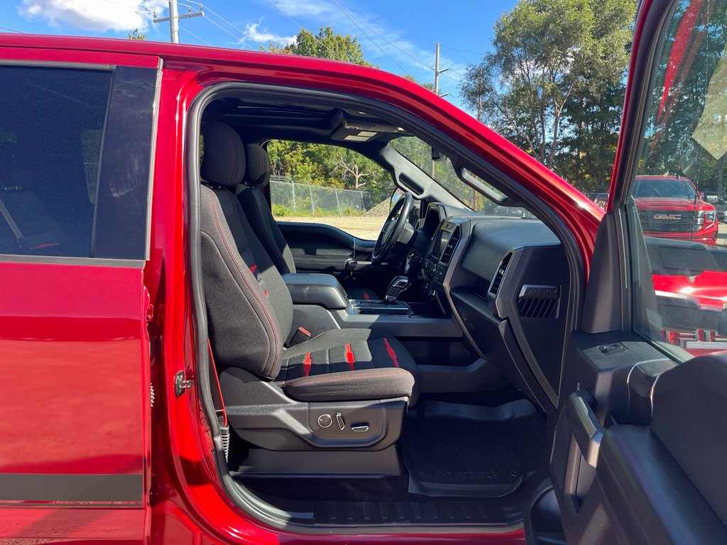 Used 2017 Ford F150 XLT w/ Equipment Group 302A Luxury AWD/4WD image 37