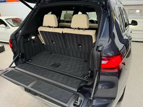 Used 2021 BMW X7 xDrive40i w/ Premium Package AWD/4WD image 27