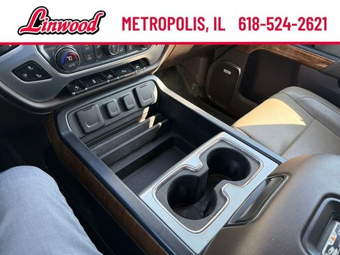 Used 2018 GMC Sierra 1500 SLT AWD/4WD image 19