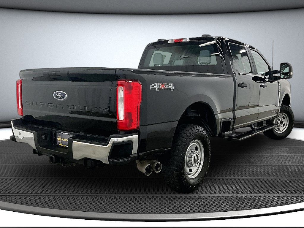 Used 2024 Ford F250 XL AWD/4WD image 6
