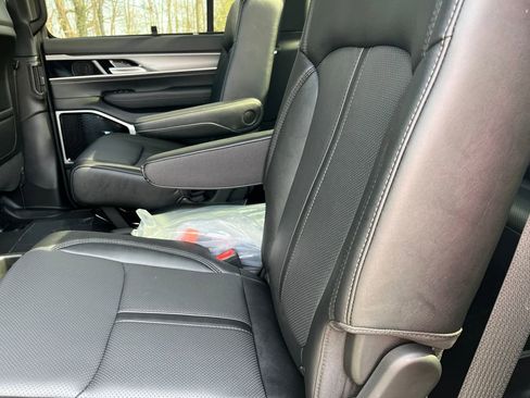 New 2026 Jeep Grand Wagoneer L Limited AWD/4WD image 26
