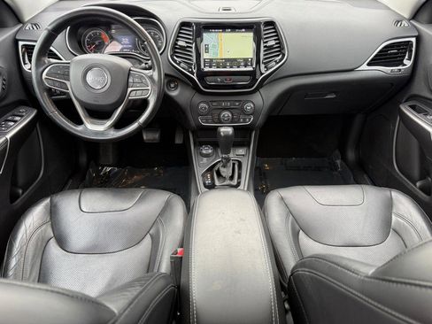 Used 2020 Jeep Cherokee Limited image 12