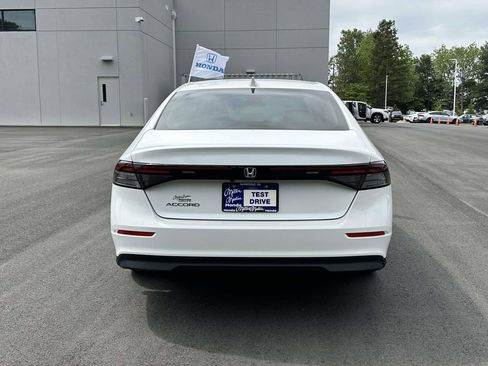 Certified 2024 Honda Accord EX image 26