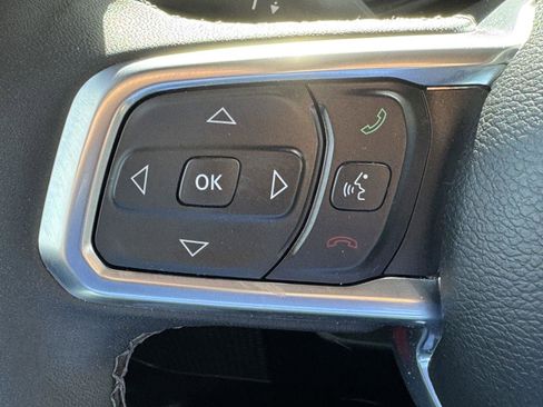 Certified 2025 Jeep Wrangler Sahara w/ Safety Group image 22