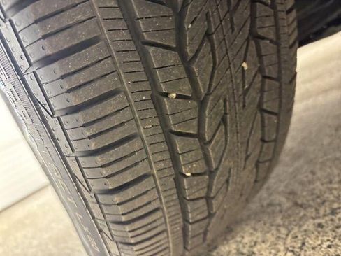 Used 2025 Buick Enclave Sport Touring image 37