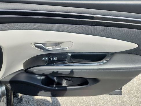 Certified 2023 Hyundai Tucson Limited AWD/4WD image 35