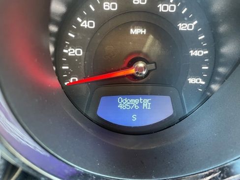 Used 2012 Cadillac CTS Premium image 2