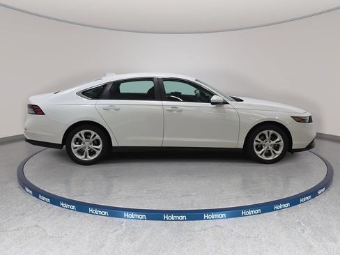 Used 2023 Honda Accord LX image 5