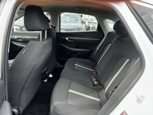 Certified 2023 Hyundai Sonata SEL w/ Cargo Package FWD image 11