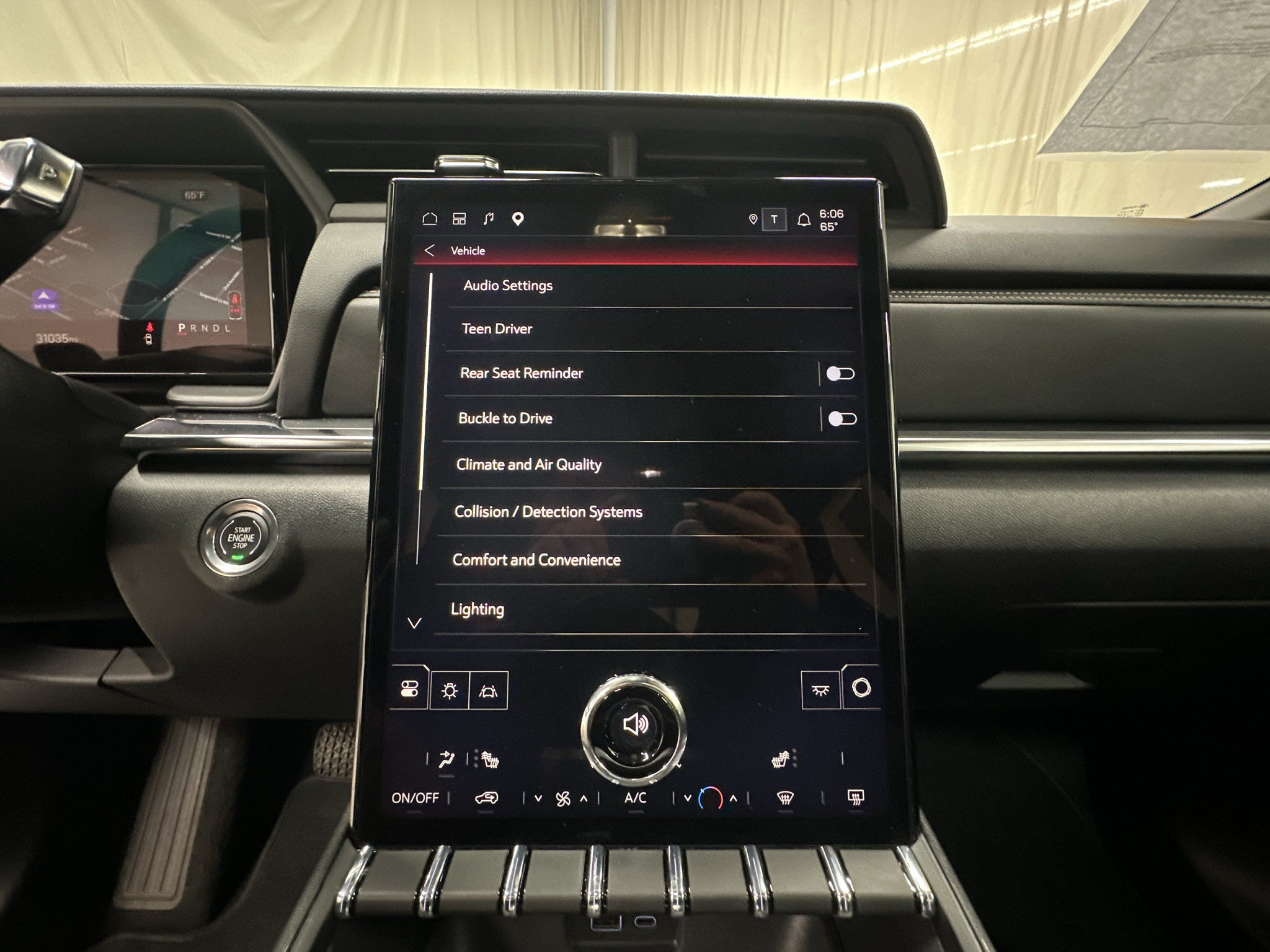Certified 2026 GMC Terrain Elevation AWD/4WD image 28