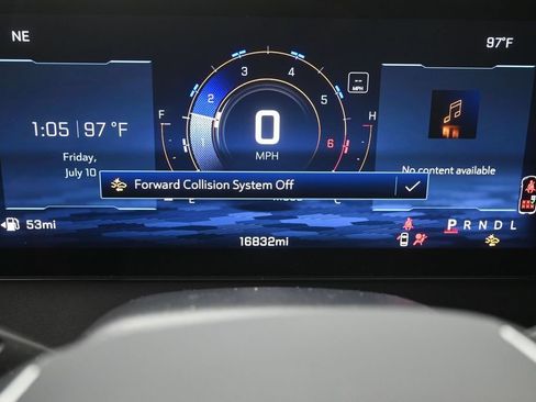 Used 2024 Chevrolet Traverse LS FWD image 11