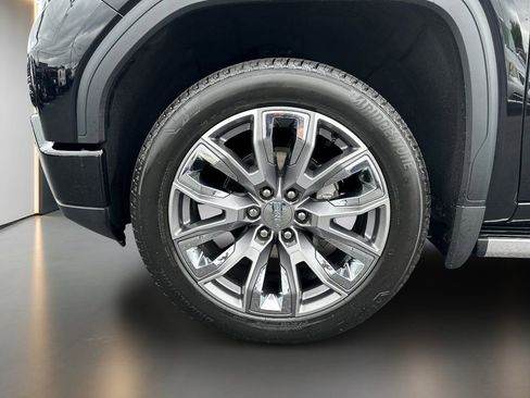 Certified 2025 GMC Sierra 1500 Denali w/ Denali Reserve Package AWD/4WD image 9