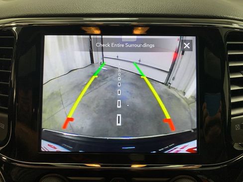 Used 2021 Jeep Grand Cherokee Limited AWD/4WD image 30