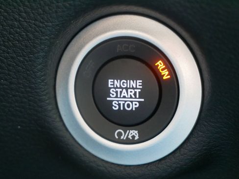 New 2026 Chrysler Pacifica Select image 20