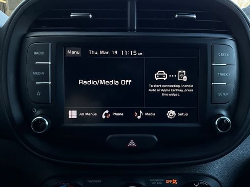 Used 2025 Kia Soul LX w/ LX Technology Package image 25