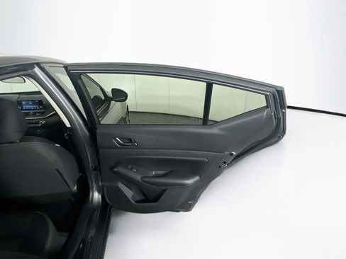 Used 2024 Nissan Altima 2.5 S FWD image 28