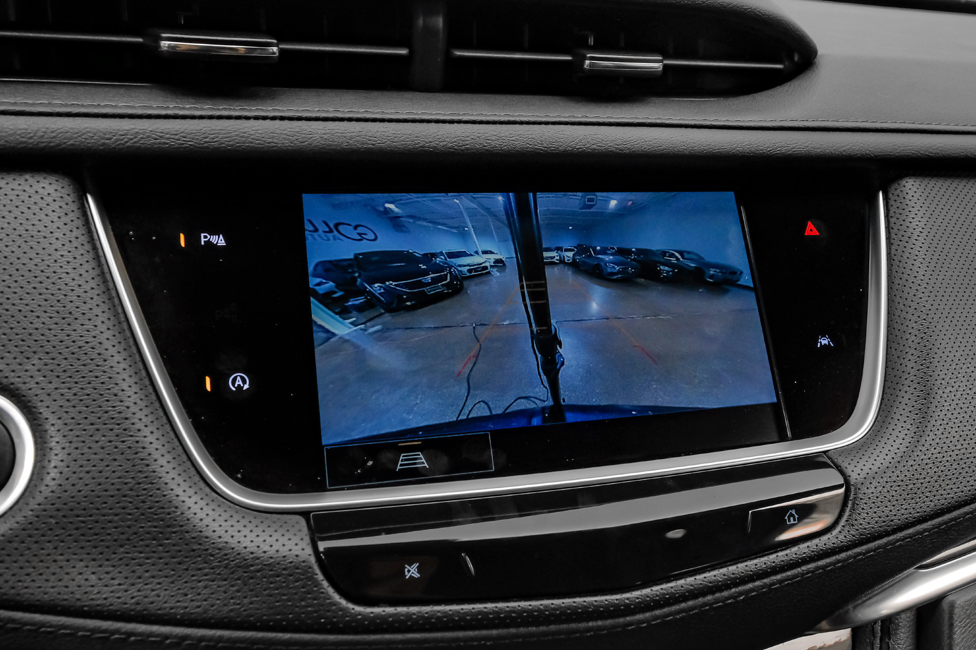 Used 2023 Cadillac XT6 Luxury FWD image 27