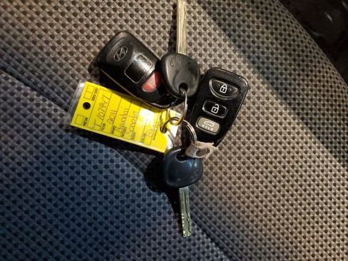 Used 2011 Hyundai Sonata GLS image 29