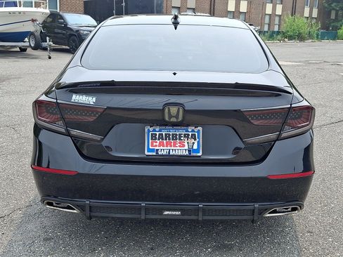 Used 2019 Honda Accord Sport image 5