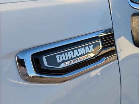 Used 2024 GMC Sierra 1500 Denali image 9