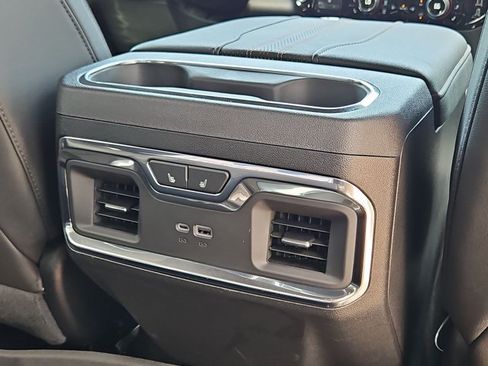 Used 2024 Chevrolet Silverado 1500 High Country w/ High Country Premium Package AWD/4WD image 25