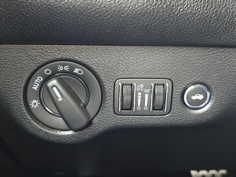 Used 2019 Dodge Challenger R/T Scat Pack RWD image 31