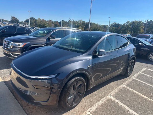 Used 2026 Tesla Model Y Long Range AWD/4WD image 3