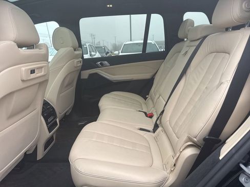 Used 2021 BMW X7 xDrive40i image 19