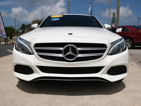 Used 2018 Mercedes-Benz C 350e Sedan image 2