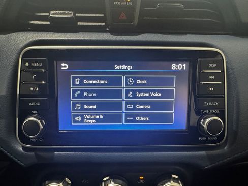 Used 2025 Nissan Versa SV w/ Trunk Package image 34