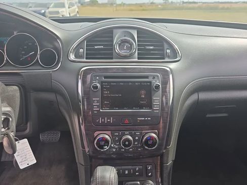 Used 2017 Buick Enclave Leather w/ Enclave Sport Touring Edition image 19