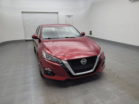 Used 2020 Nissan Altima 2.5 Platinum image 14