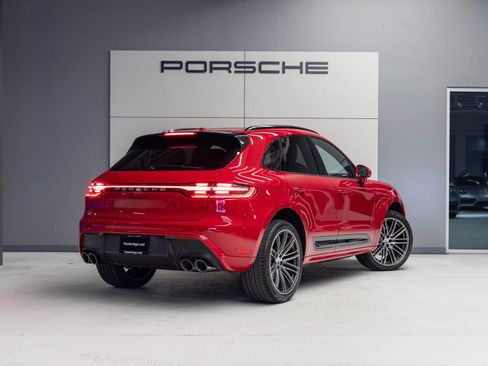 New 2026 Porsche Macan S image 7