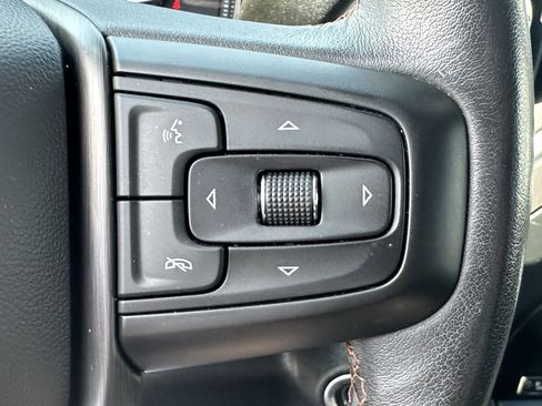 Used 2022 GMC Sierra 1500 AT4 w/ AT4 Preferred Package image 25