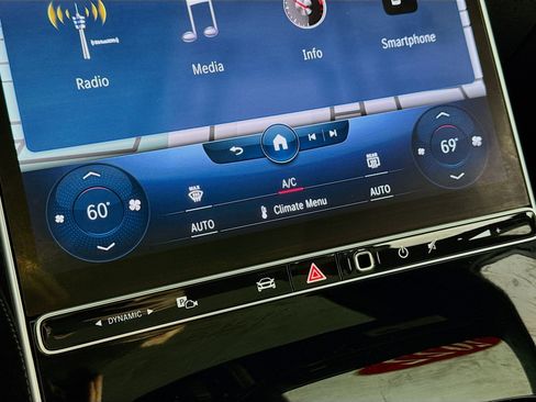 Used 2022 Mercedes-Benz S 580 4MATIC Sedan image 19