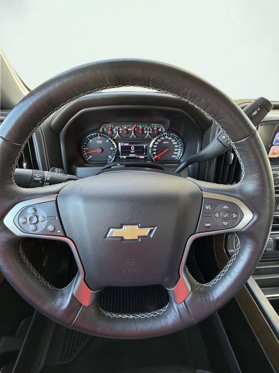 Used 2018 Chevrolet Silverado 1500 LTZ w/ LTZ Plus Package AWD/4WD image 5