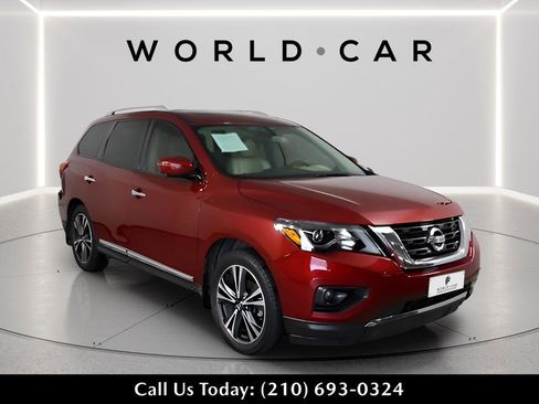 Used 2020 Nissan Pathfinder Platinum image 1