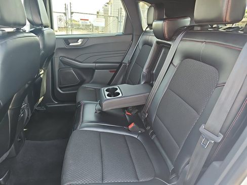 Used 2025 Ford Escape ST-Line Select AWD/4WD image 14